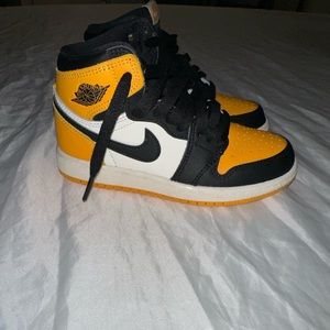 Jordan 1 Mid "Taxi/Black/White" Preschool Boys' Shoe